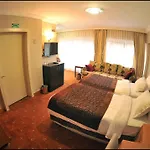 Palace Point Hotel
